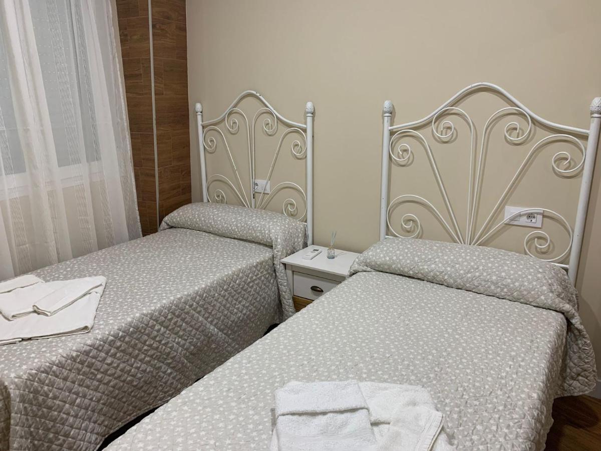 Apartamentos La Union Arroyo de la Luz ภายนอก รูปภาพ