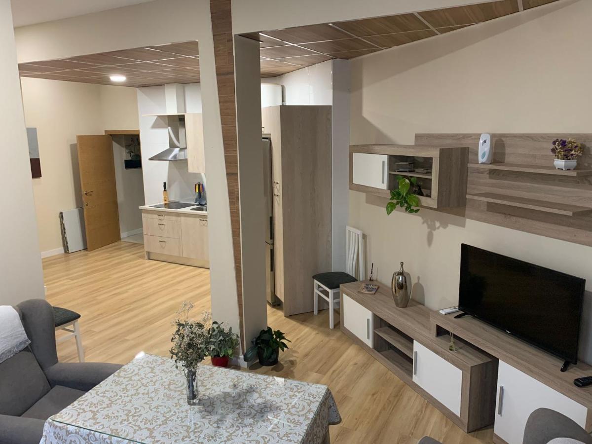 Apartamentos La Union Arroyo de la Luz ภายนอก รูปภาพ